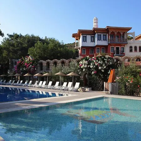Perili Bay 3*